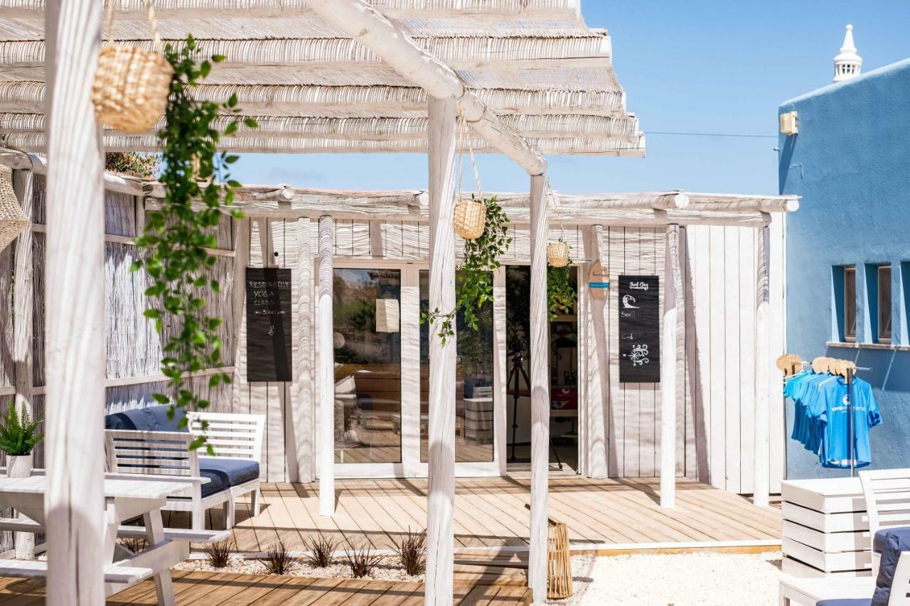 Wavesensations - Sagres Surf House Hostel Exterior photo